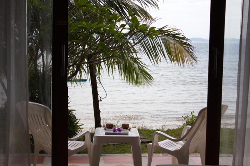 Koh Kwang Seaview Hotel Клонг Муанг Бийч Екстериор снимка