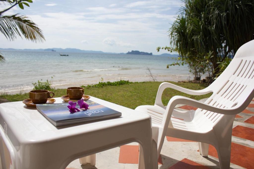 Koh Kwang Seaview Hotel Клонг Муанг Бийч Екстериор снимка
