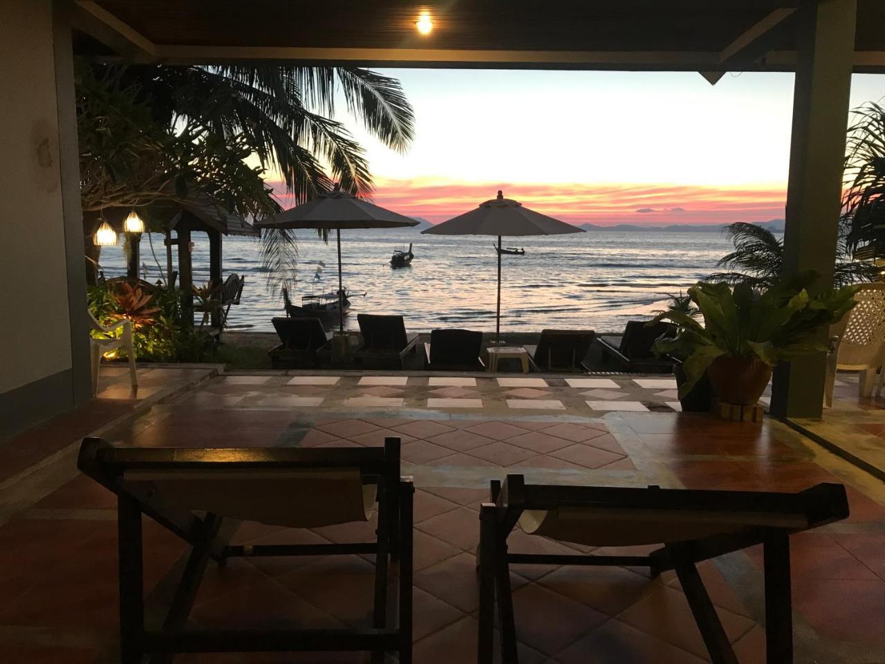 Koh Kwang Seaview Hotel Клонг Муанг Бийч Екстериор снимка